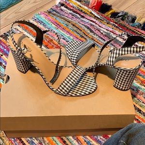 | NEVER WORN | abound checkered block heels